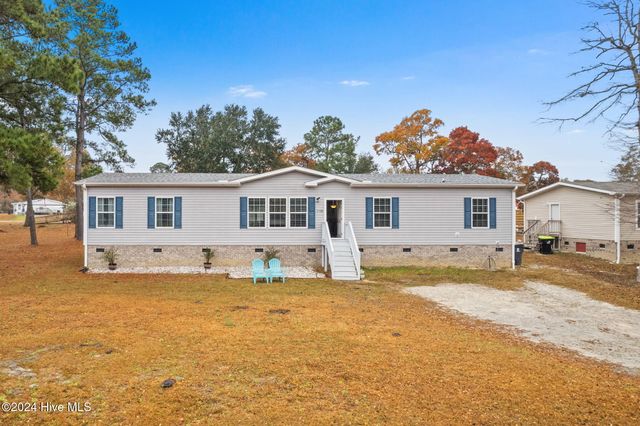 $274,000 | 2186 Lakeside Avenue Southwest | Lockwoods Folly Township - Brunswick County