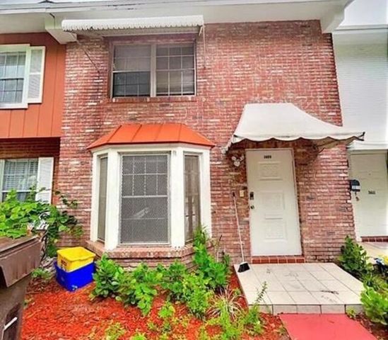 $2,700 | 3609 Townhouse Court | Northwood Hills