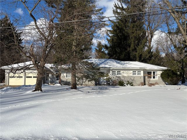 $359,900 | 10680 Boyd Drive | Clarence Hamlet