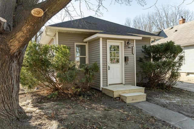 $185,000 | 1512 2nd Street Southeast | Mayo Run