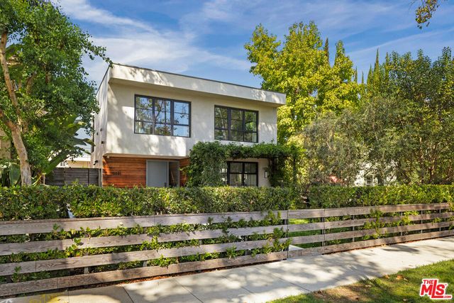 $2,495,000 | 12201 Cantura Street | Studio City