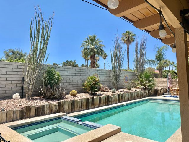 $670,000 | 40925 Sonata Court | North Palm Desert