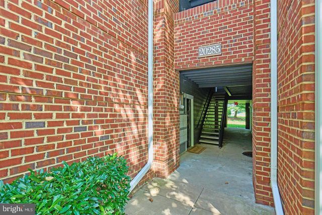 $1,900 | 20285 Beechwood Terrace, Unit 200 | Sglen at University Center