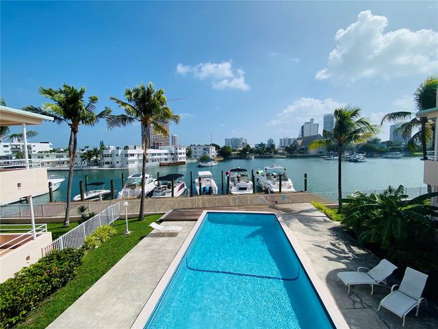 $2,500 | 6881 Bay Drive, Unit 11 | Normandy Isle