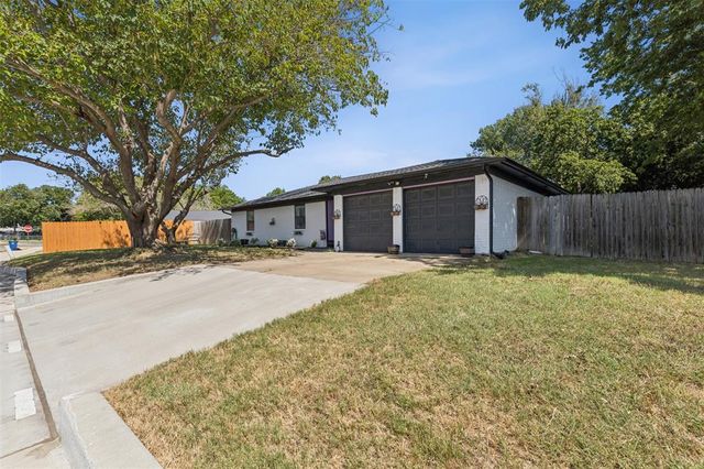 $285,999 | 431 Gardens Boulevard | Burleson