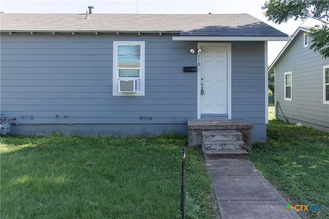 $575 | 118 West Avenue A | Downtown Killeen