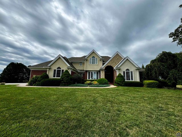 $899,000 | 3541 Windsor Circle | Emporia Township - Lyon County