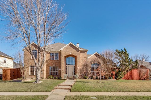 $744,000 | 8800 Bluffcreek Lane | Plano