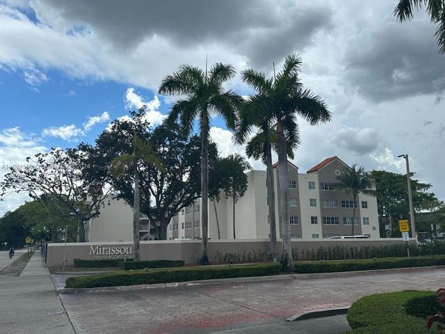 $275,000 | 6195 Northwest 186th Street, Unit 309 | Country Club of Miami