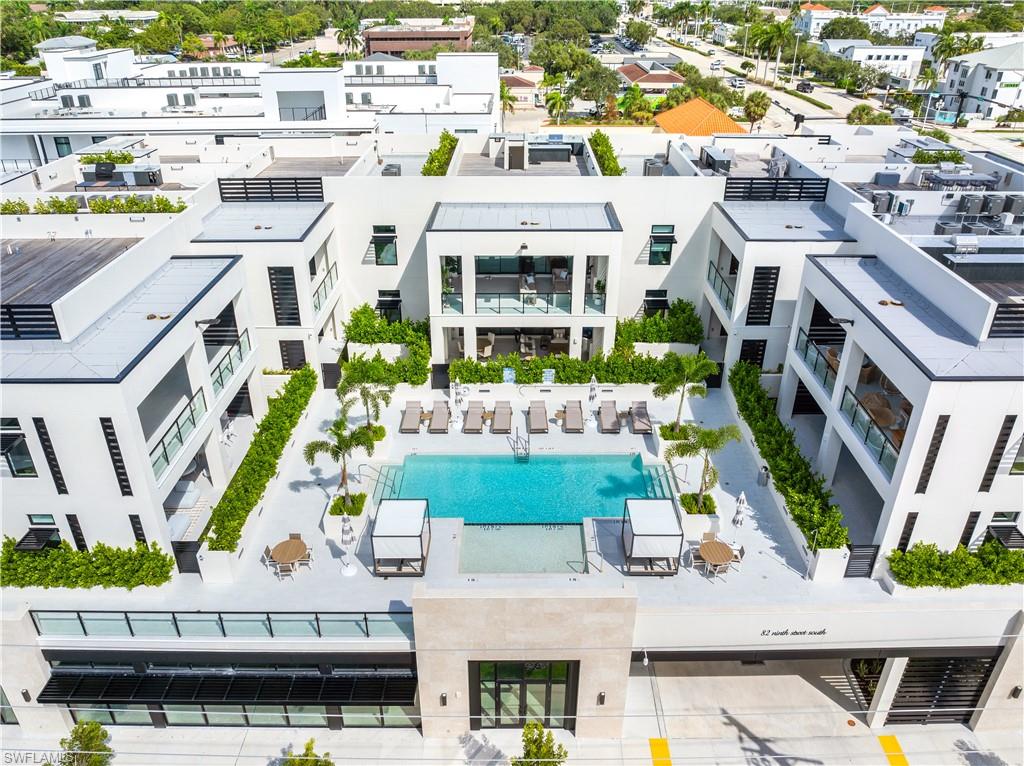 a view of building with an outdoor space