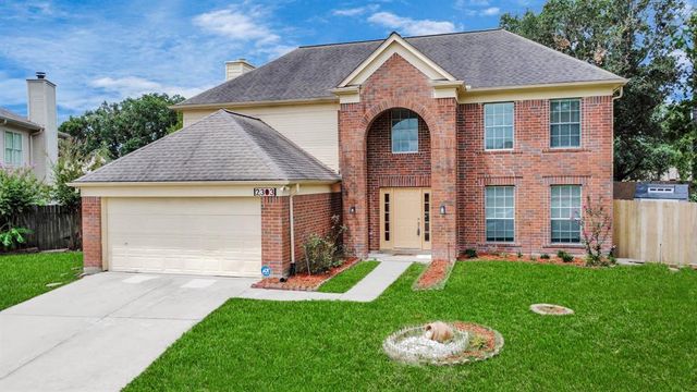 $329,000 | 2303 Parkhaven Drive | Sugar Land