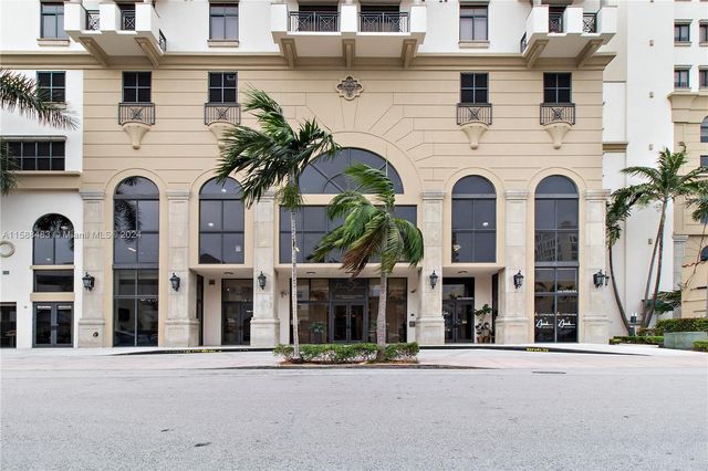 $1,600,000 | 1805 Ponce De Leon, Unit 1200 | Central Gables