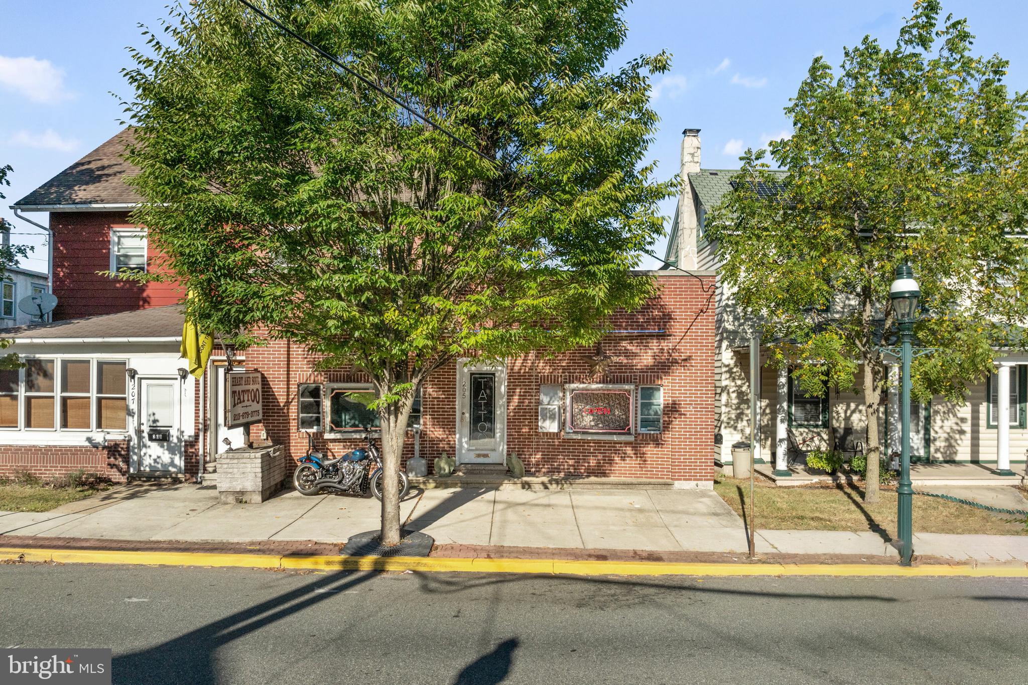 a view of outdoor space yard and front view of a house