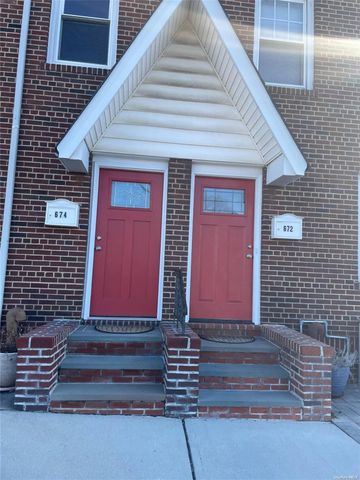 $2,000 | 674 Willis Avenue, Unit 11 | Williston Park