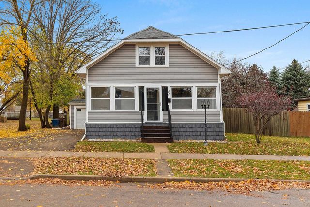 $274,900 | 88 Lock Street | Downtown Menasha