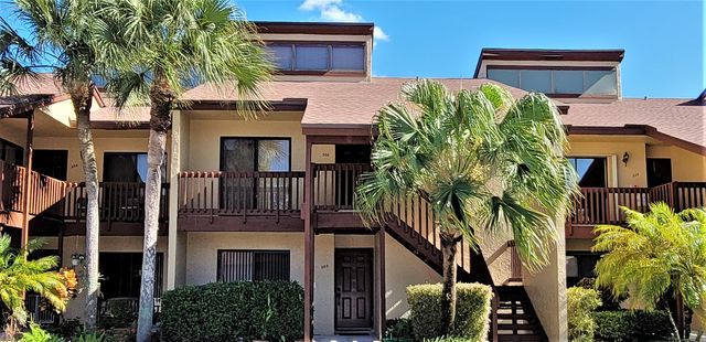 $269,000 | 506 Lakeview Drive East | Royal Palm Beach