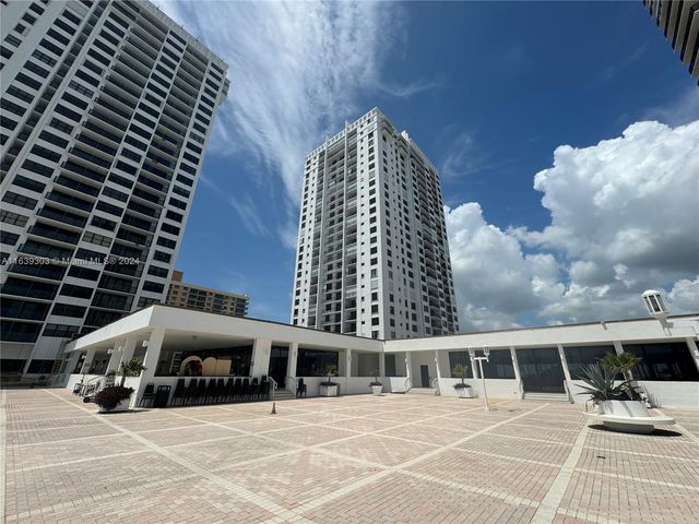 $450,000 | 2401 South Ocean Drive, Unit 505 | South Central Beach