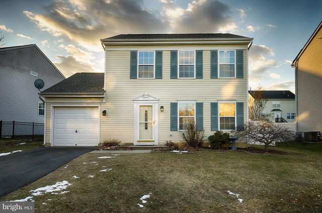 $435,000 | 15 Greenbrook Drive | Columbus