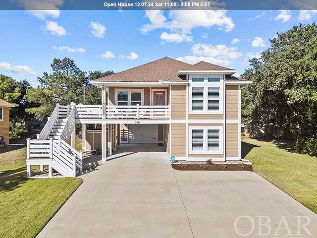 $775,000 | 516 West Wilkinson Street | Virginia Dare Shores