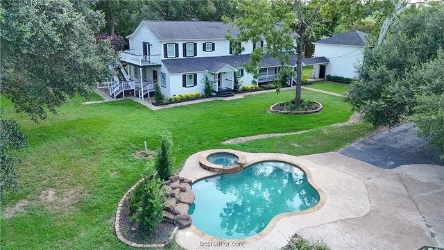 $2,250,000 | 22022 Loblolly Drive