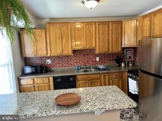 $2,200 | 6028 Westchester Park Drive, Unit 201