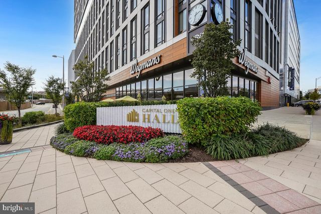 $349,900 | 7600 Tremayne Place, Unit 210 | Tysons Corner