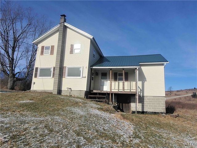 $274,900 | 1163 Irish Hill Road | West Union