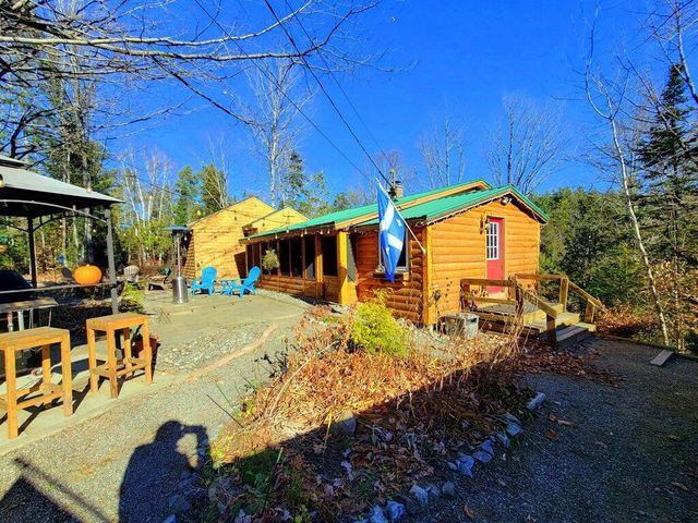 $295,000 | 1435 Middle Road | New Portland