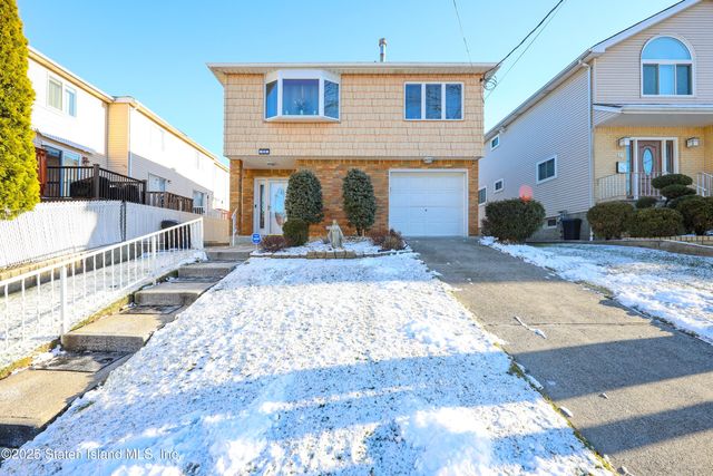 $899,000 | 12 Daleham Street | Great Kills