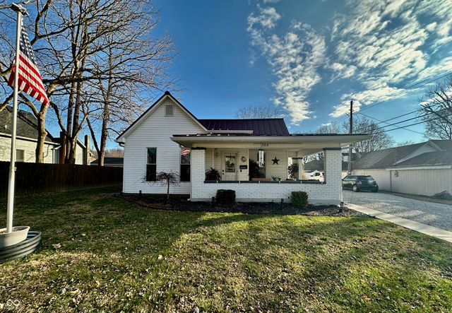 $250,000 | 365 North Ohio Street | Martinsville