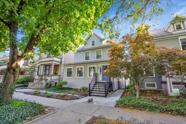 $1,150,000 | 1331 West Granville Avenue | Edgewater