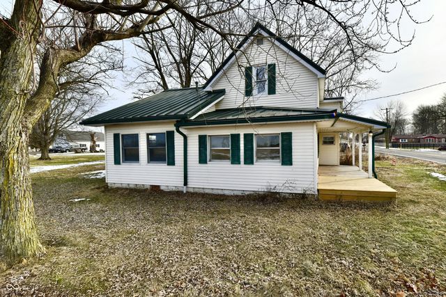 $255,000 | 4992 West 100 South | Sugar Creek Township - Hancock County