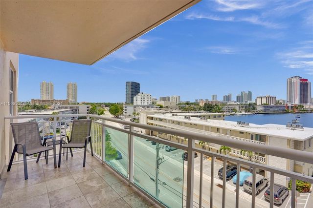 $320,000 | 437 Golden Isles Drive, Unit 5E | Golden Horn