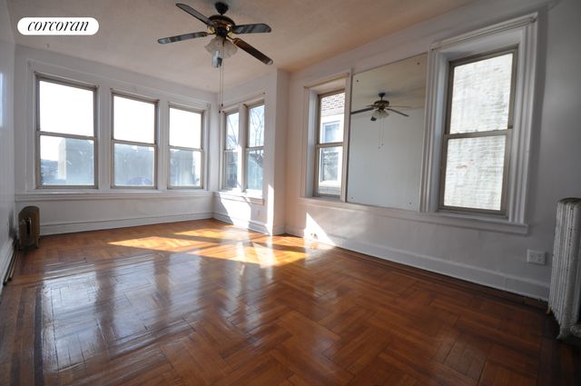 $3,500 | 1671 Carroll Street, Unit 2L | Crown Heights