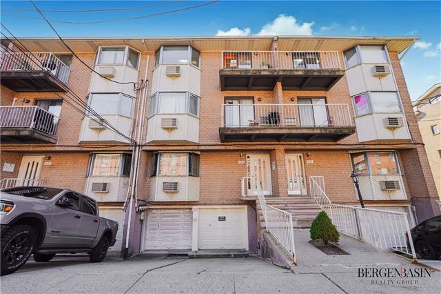 $499,000 | 1086 East 73rd Street, Unit 76 | Georgetown