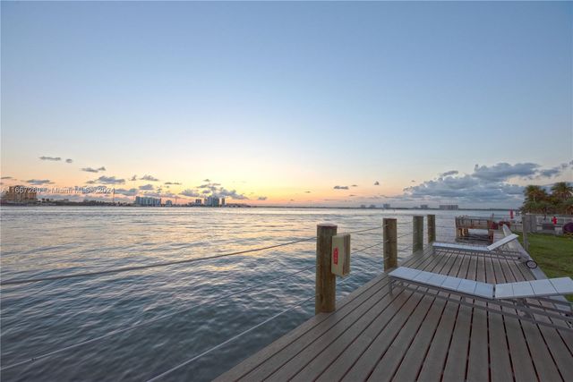 $200,000 | 2250 Bay Drive, Unit 4 | Normandy Isle