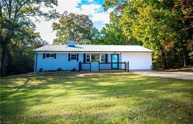 $325,000 | 2006 Lambert Drive | Asheboro Township - Randolph County