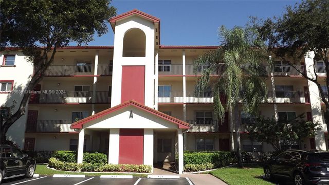 $290,000 | 901 Southwest 128th Terrace, Unit 103A | Century Village