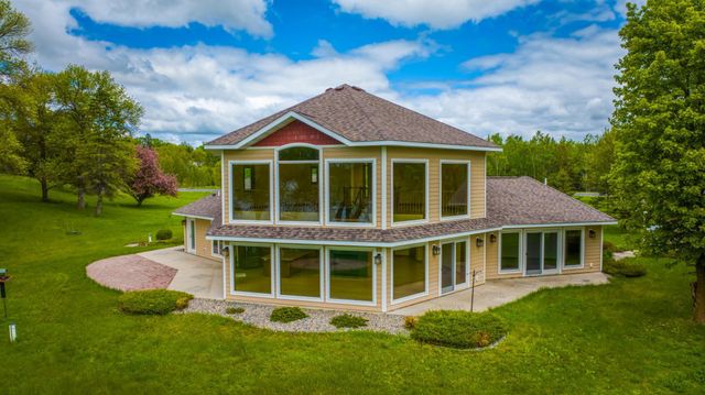 $1,385,000 | 10586 Turtle River Lake Road Northeast | Port Hope Township - Beltrami County