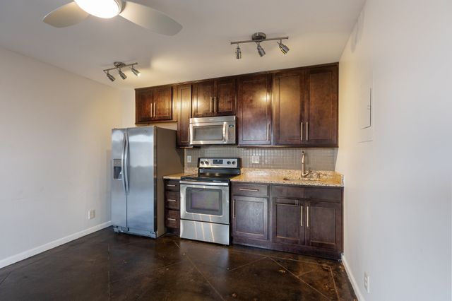 $1,400 | 3600 Hillsboro Pike, Unit H16 | Green Hills