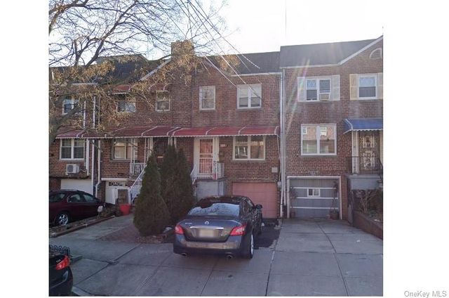 $629,999 | 1130 East 215th Street | Williamsbridge