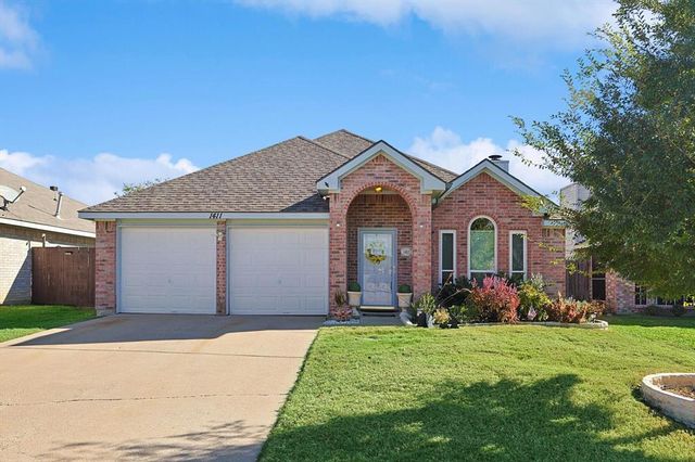 $374,900 | 1411 Daffodil Lane | Lewisville