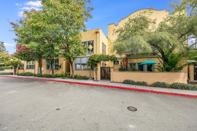 $3,200 | 43551 Mission Boulevard, Unit 106 | Mission San Jose