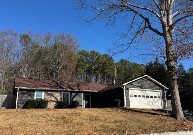 $2,400 | 1343 Maple Bend Trail