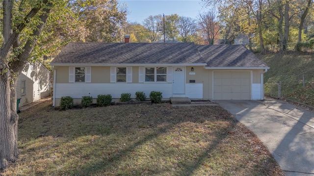 $185,000 | 2515 South Arlington Avenue | Rockwood