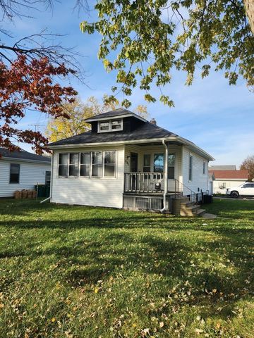 $199,900 | 921 Curtis Avenue | Joliet