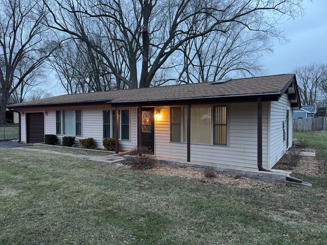 $1,995 | 5410 Lucina Avenue | Pistakee Highlands