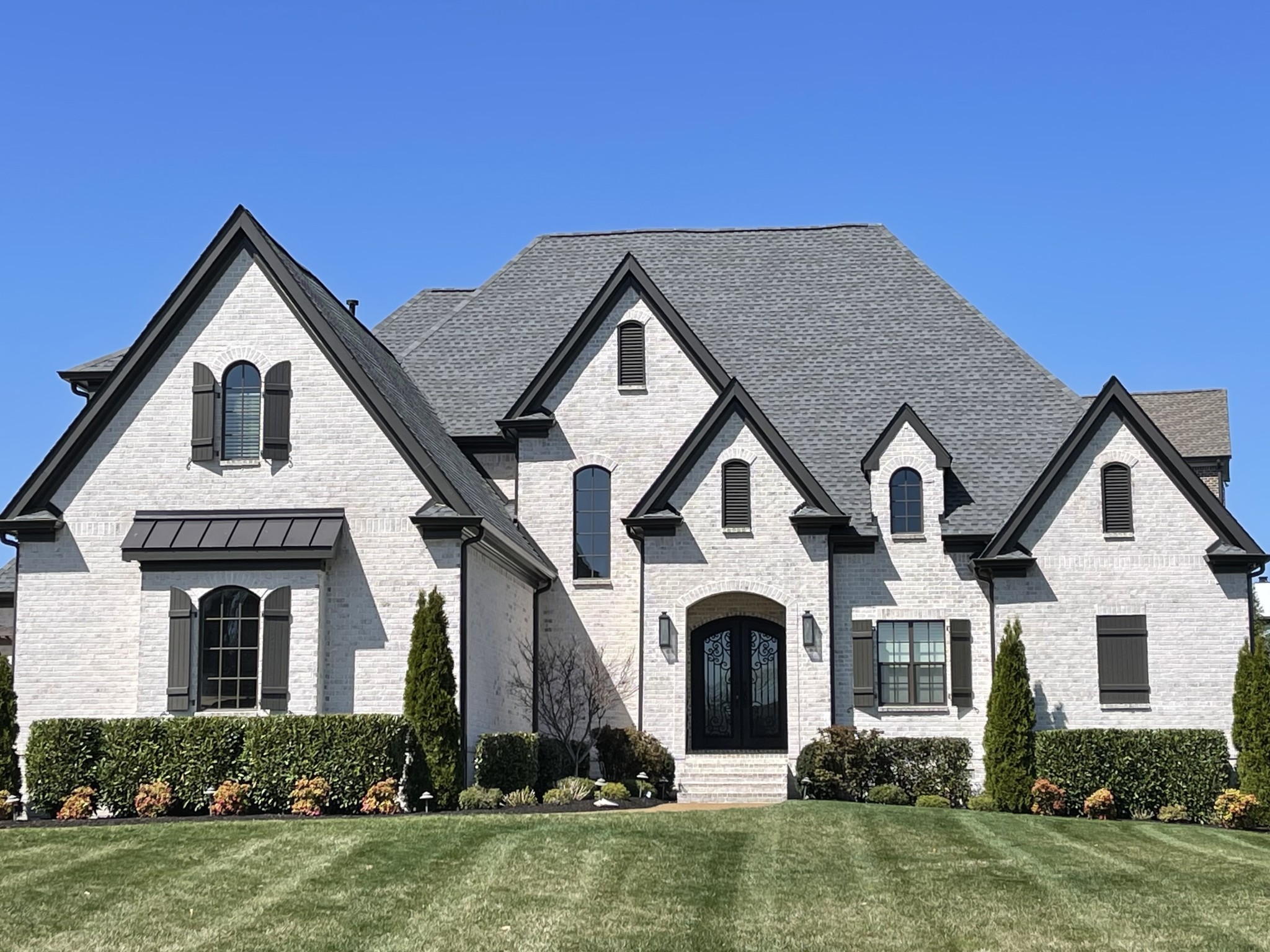 Step into a realm of seamless sophistication—where the elegance of open living meets the convenience of mostly one-level design, combining expansive spaces w/ a functional layout, offering a haven of tranquility & comfort for modern living.