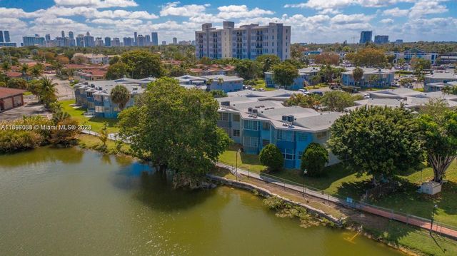 $1,550 | 1659 Northeast Miami Gardens Drive, Unit 209 | Sky Lake Gardens Condominium