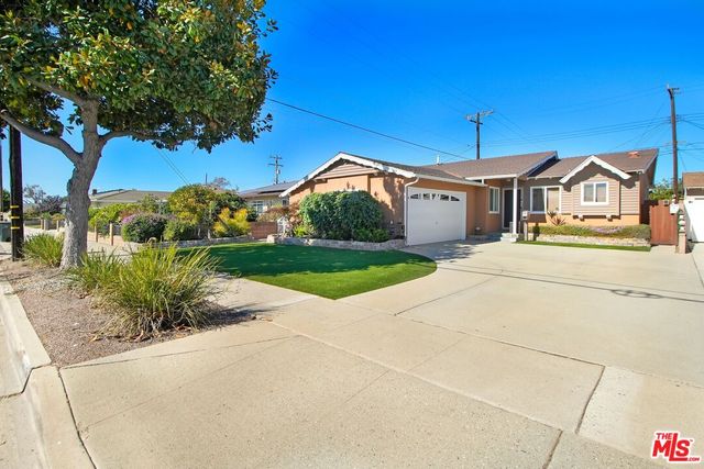 $943,000 | 1871 West 182nd Street | Northeast Torrance